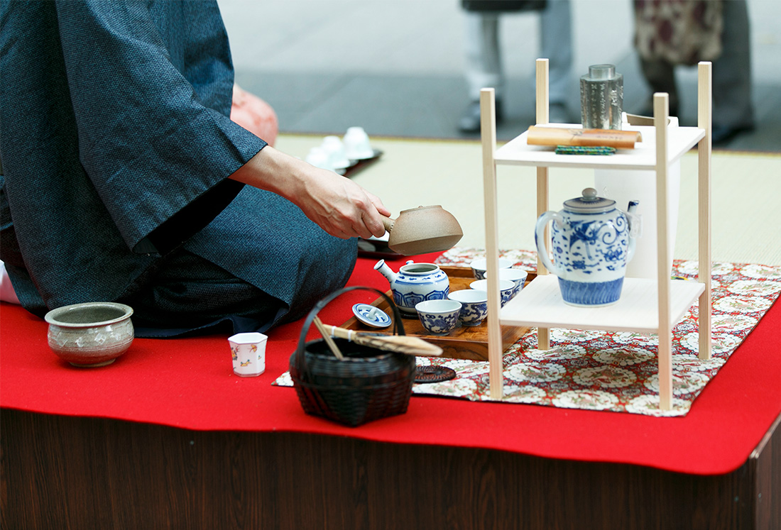 銀茶会